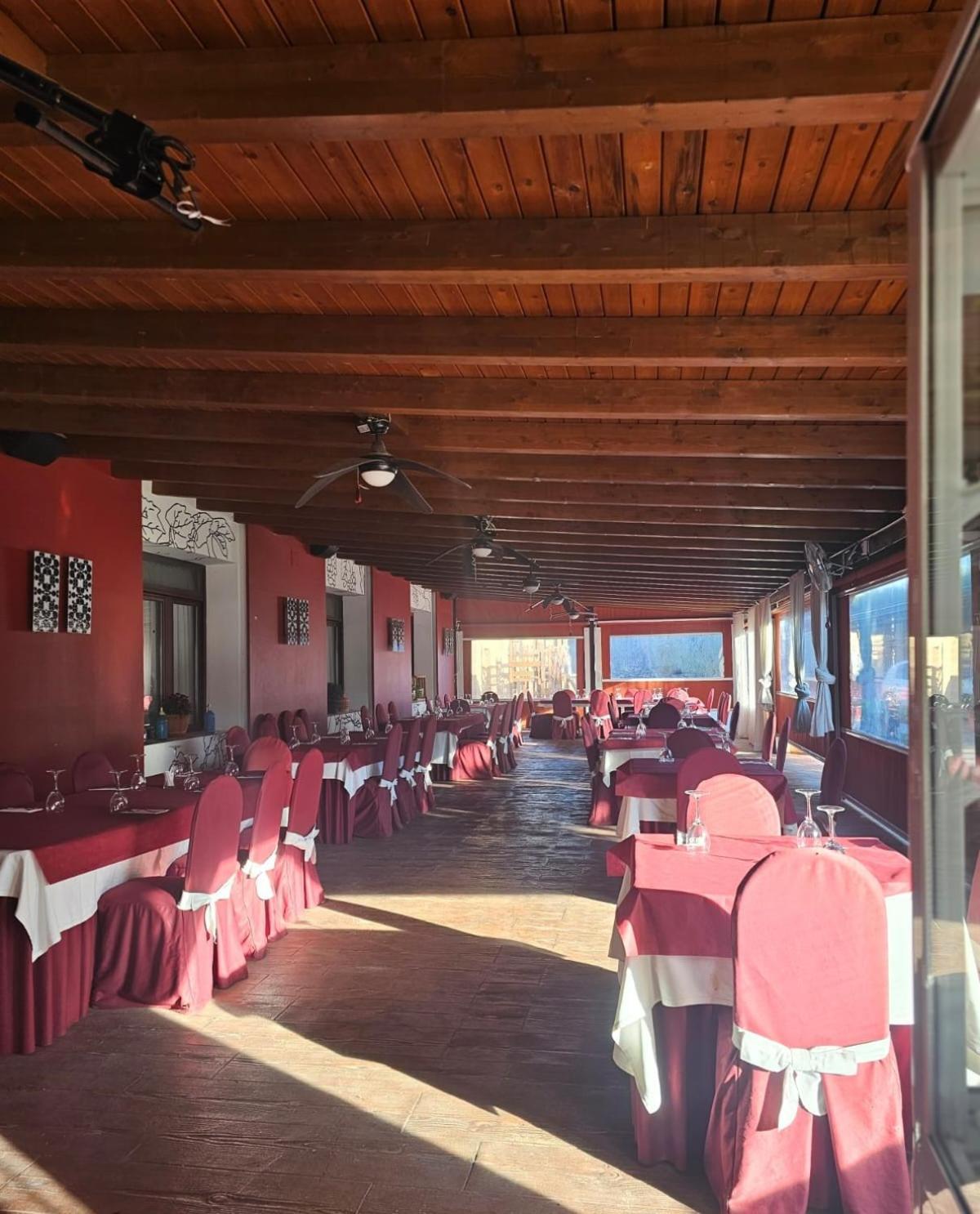 Hotel Restaurante El Patas Corral de Almaguer Esterno foto